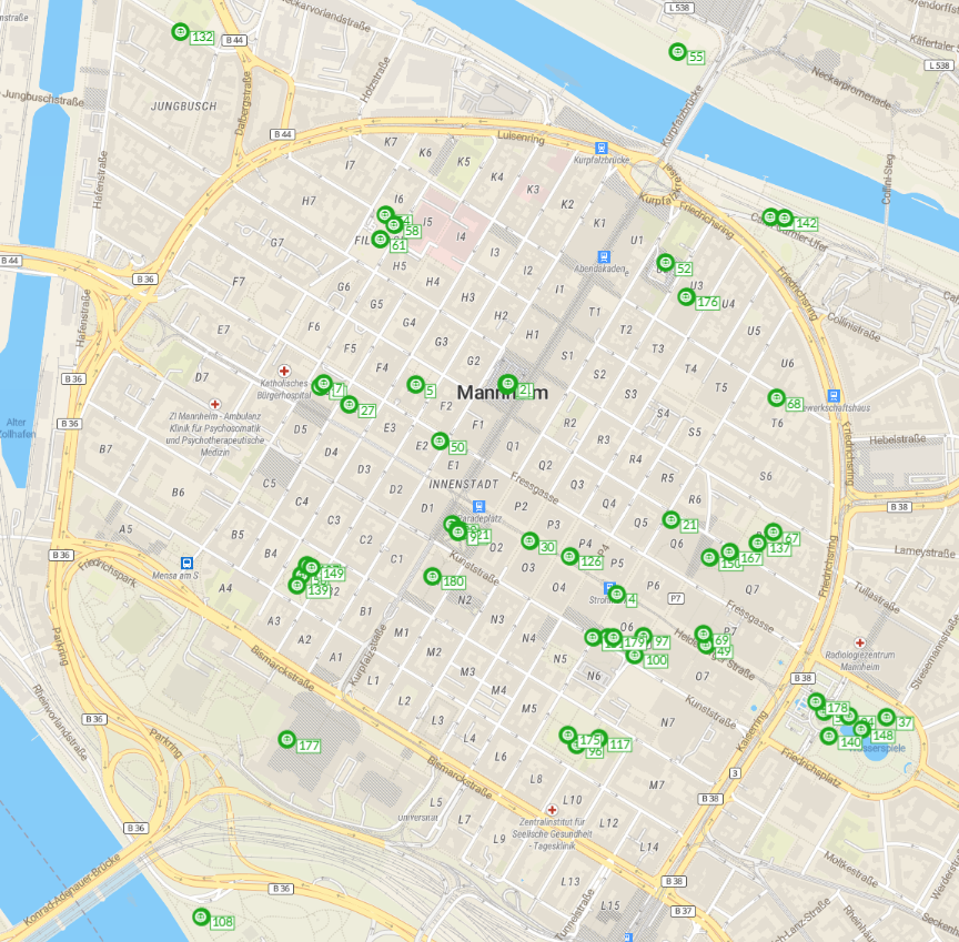 Die Menschen halten sich an vielen verschiedenen Punkten in der Innenstadt gerne auf. Besonders stechen hier die Planken und der Wasserturm hervor.